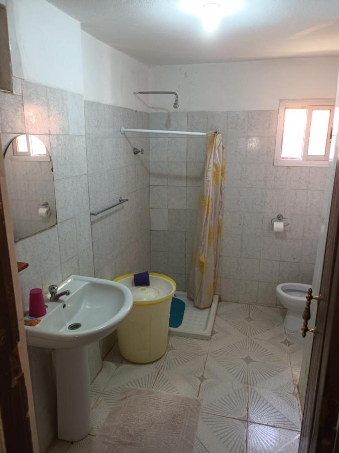 Hotel Badinca Alojamento Low Cost In Bissau Avenida Francisco Mendes Екстер'єр фото
